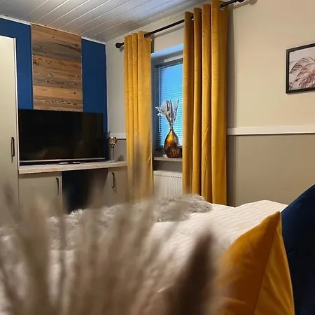 Luxurioeses, Renoviertes Haus Mit Garten, Gratis Wlan, Hund Willkommen 잔트