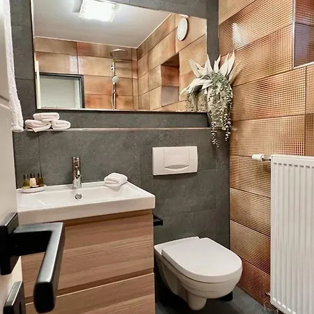 펜션 Luxurioeses, Renoviertes Haus Mit Garten, Gratis Wlan, Hund Willkommen 잔트