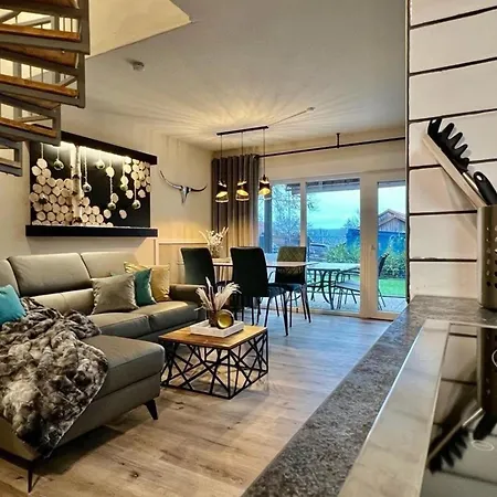 Luxurioeses, Renoviertes Haus Mit Garten, Gratis Wlan, Hund Willkommen * 잔트